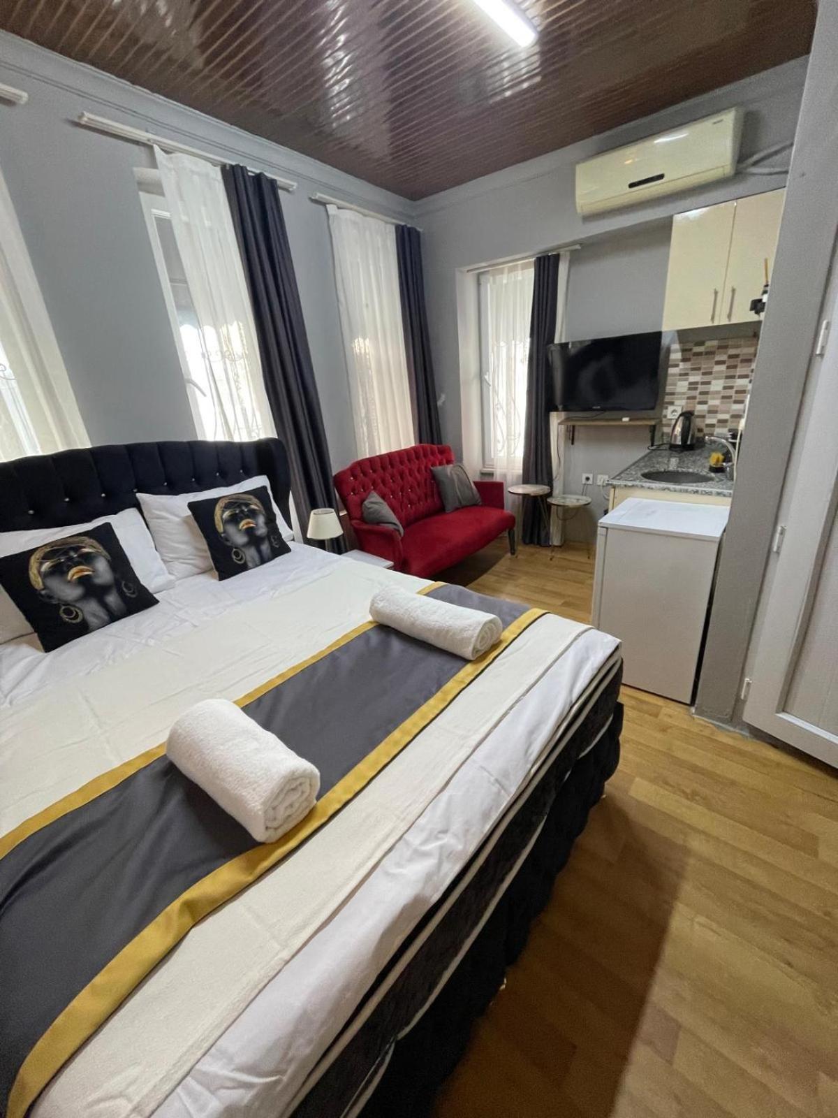 Nefti Red Suite Istanbul Exteriör bild