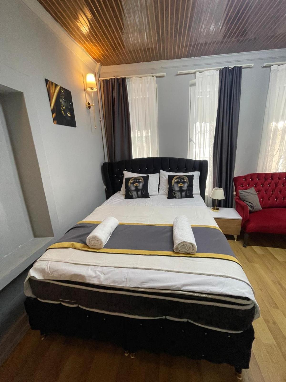 Nefti Red Suite Istanbul Exteriör bild